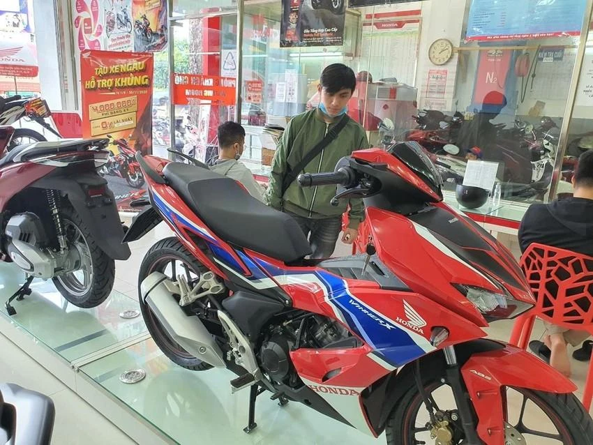 Honda Winner X đang giảm giá gần 5 triệu đồng. Ảnh: TN