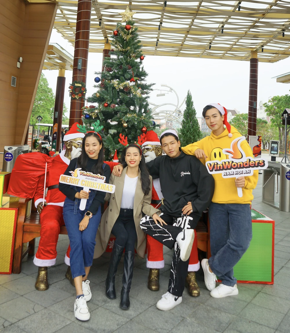 Cũng trong không gian “quen mà lạ” của VinWonders Nam Hội An.