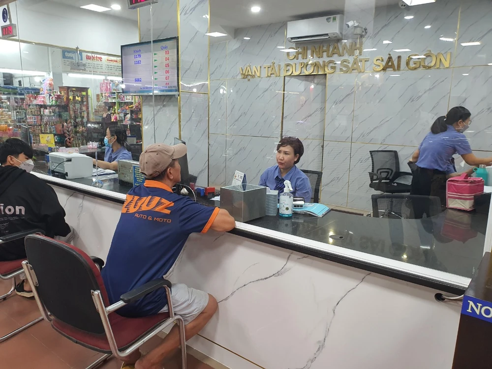 Đường sắt thông tin chi tiết về các mức khấu trừ khi hành khách đổi, trả vé tàu tết. Ảnh: TN