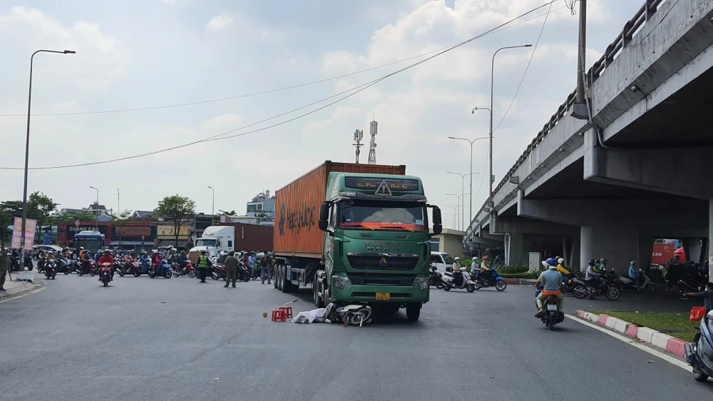 Hiện trường vụ tai nạn tại Quận 12 (TP.HCM). Ảnh: NGUYỄN YÊN