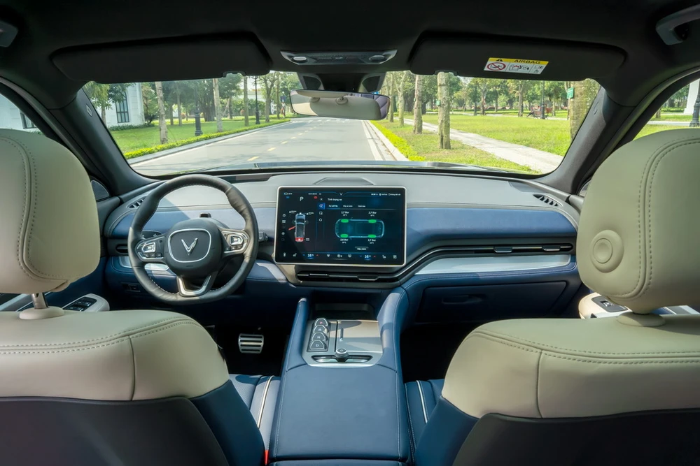 Xe được tích hợp, trang bị nhiều tính năng cao cấp.