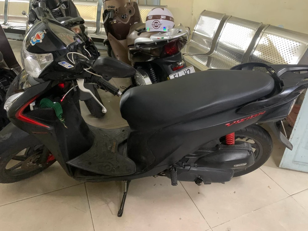 Tang vật là xe mô tô biển kiểm soát 66G1-462.16. Ảnh: NGUYỄN YÊN