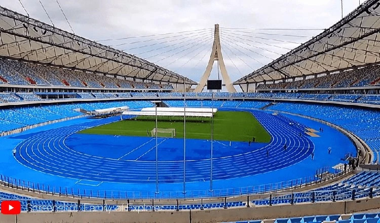 Người dân nên đổi GPLX quốc tế để đi ô tô sang Campuchia xem Seagame. Ảnh: PLO