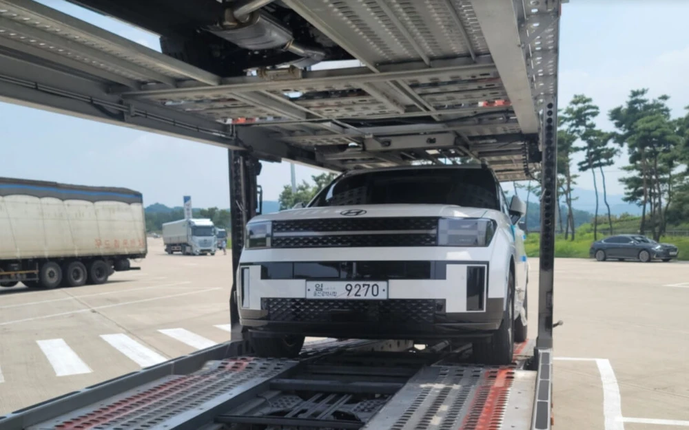 Những hình ảnh đầu tiên lộ diện chiếc Hyundai Santa Fe 2024. Ảnh: MXH Những hình ảnh đầu tiên lộ diện chiếc Hyundai Santa Fe 2024. Ảnh: MXH