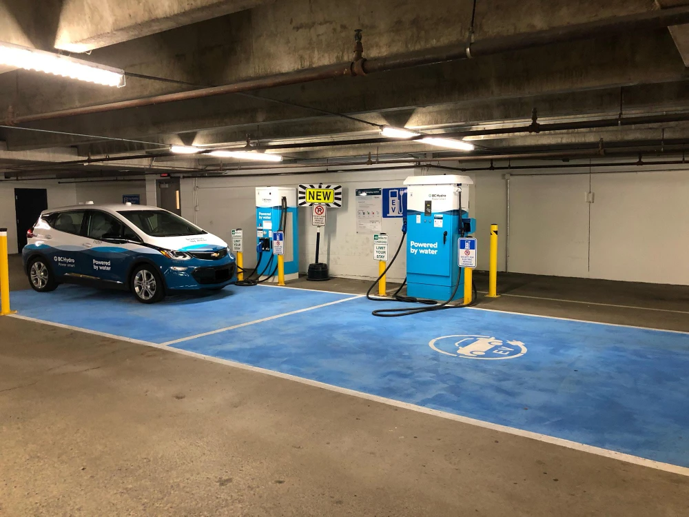 Chương trình giảm giá bộ sạc xe điện CleanBC Go Electric lắp đặt tại nhà và nơi làm việc”