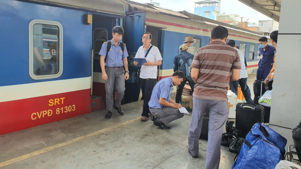 Đường sắt tung nhiều chương trình ưu đãi nhằm tri ân hành khách đi tàu.