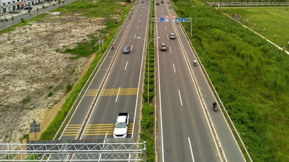 làn dừng xe khẩn cấp