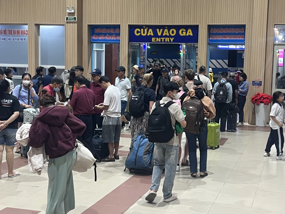 nghỉ lễ Giỗ tổ 2.JPG