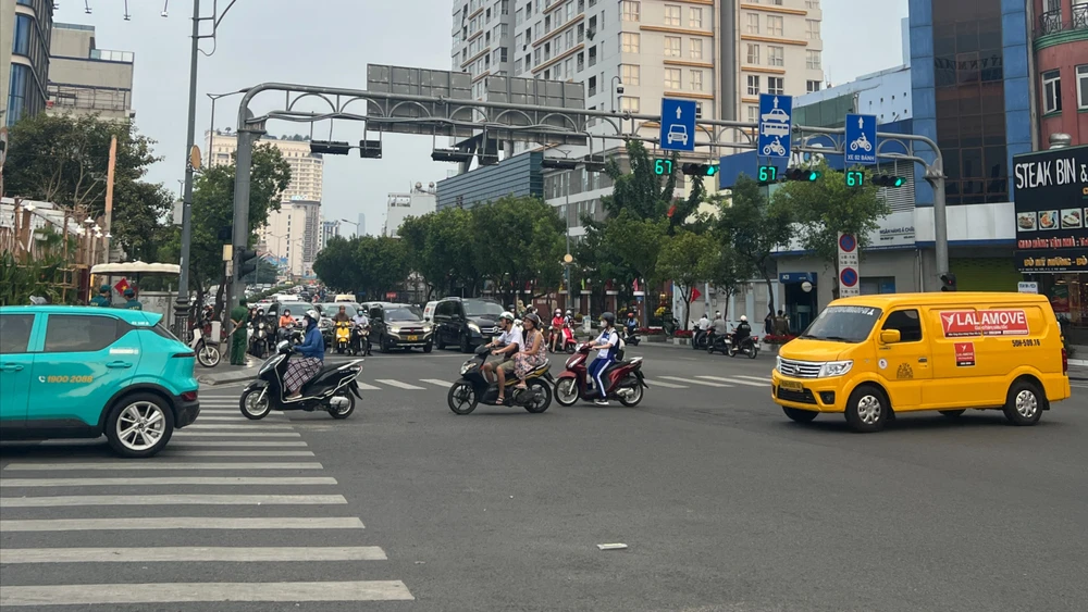 vạch kẻ đường