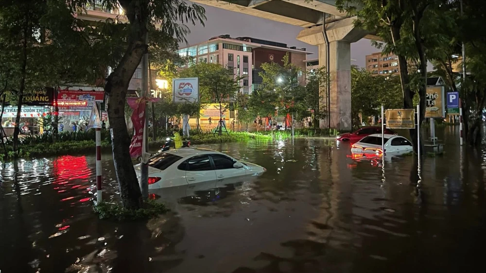 ô tô bị ngập nước