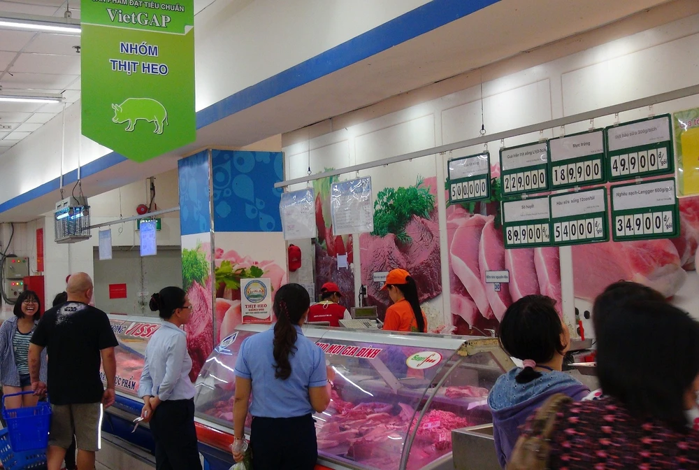 Giải cứu thịt heo: Nhiều 'ông lớn' vào cuộc ảnh 1 Giải cứu thịt heo: Nhiều 'ông lớn' vào cuộc ảnh 1