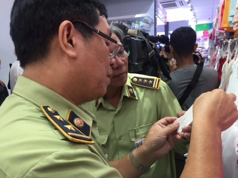 Phát hiện dấu hiệu bất thường khi kiểm tra Con Cưng ảnh 2