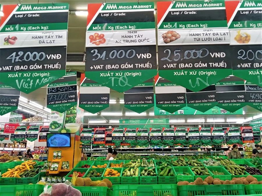 Hành tây Đà Lạt có giá thấp hơn. ẢNH: TÚ UYÊN