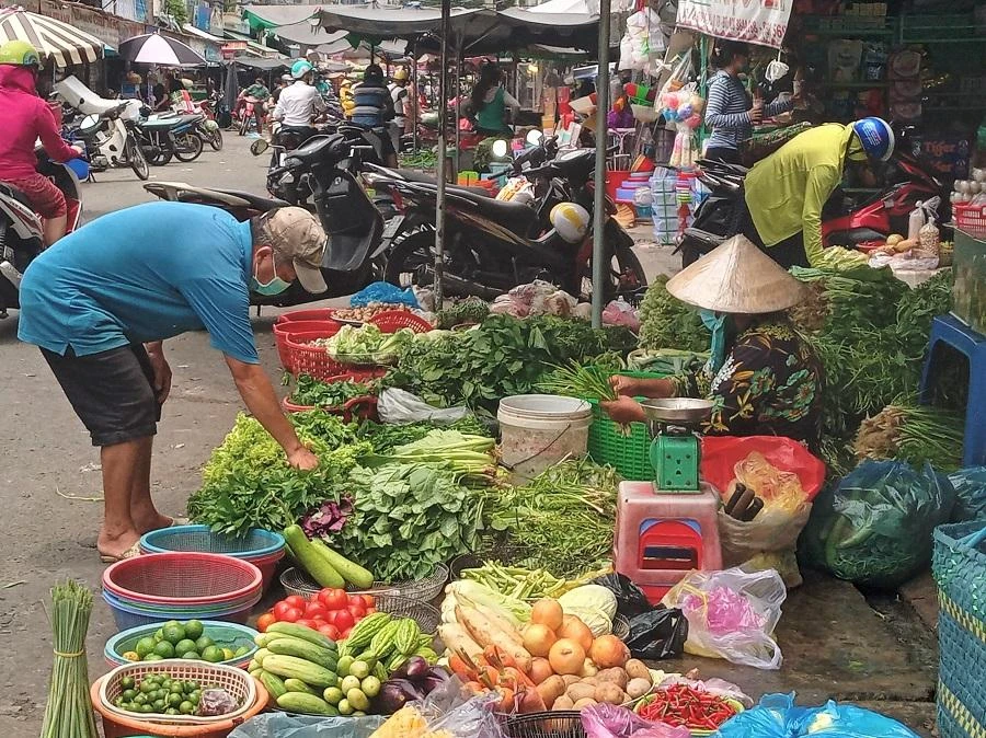 Hành tây tại các chợ có giá từ 15.000-17.000 đồng/kg