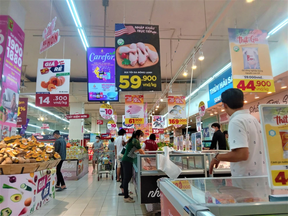 Tháng 7, giá thịt gia cầm đông lạnh tăng 0,22% do giá thức ăn chăn nuôi, giá vận chuyển tăng. Ảnh minh họa: TÚ UYÊN Tháng 7, giá thịt gia cầm đông lạnh tăng 0,22% do giá thức ăn chăn nuôi, giá vận chuyển tăng. Ảnh minh họa: TÚ UYÊN