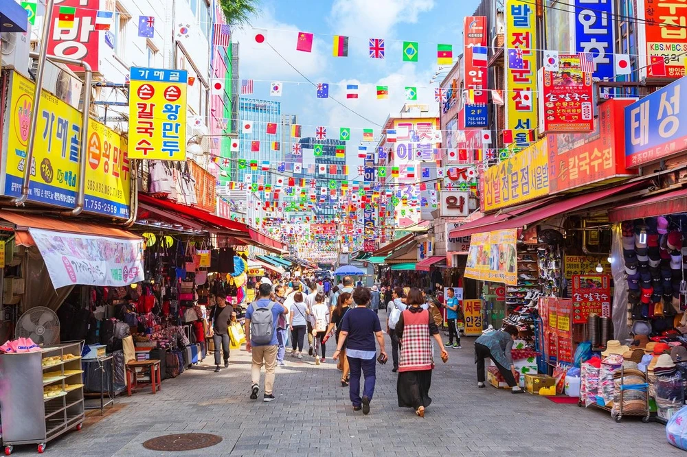 Chỉ số giá nhóm văn hóa giải trí du lịch tăng cao thứ hai chủ yếu do giá dịch vụ du lịch trong và ngoài nước tăng. Ảnh minh họa VIETRAVEL Chỉ số giá nhóm văn hóa giải trí du lịch tăng cao thứ hai chủ yếu do giá dịch vụ du lịch trong và ngoài nước tăng. Ảnh minh họa VIETRAVEL