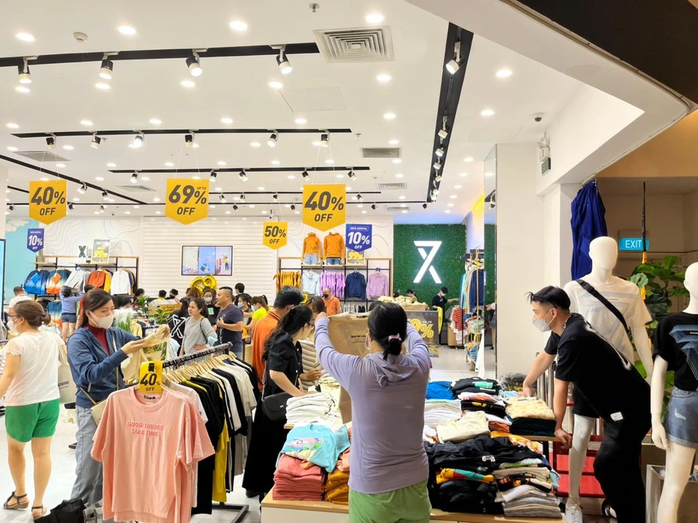 Cửa hàng tại Aeon Tân Phú giảm giá đến 99% cho sản phẩm thứ sáu có giá trị thấp nhất