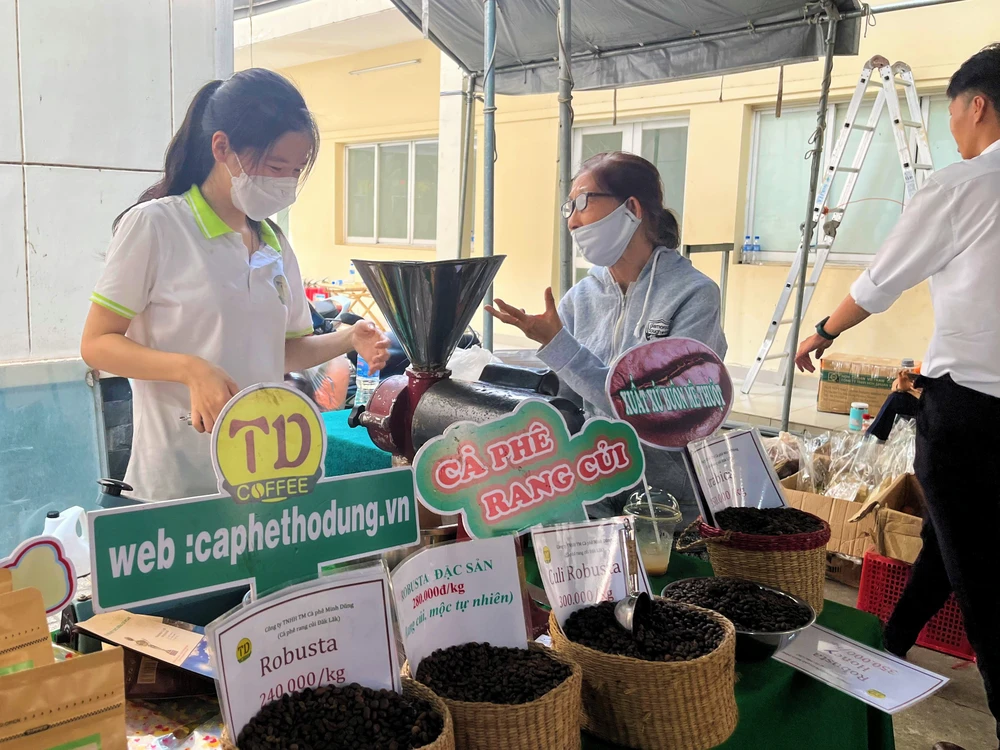 Trong các mặt hàng xuất khẩu sang Ấn Độ năm 2022, cà phê có giá trị tăng cao nhất đạt hơn 57 triệu USD. Ảnh minh họa TÚ UYÊN