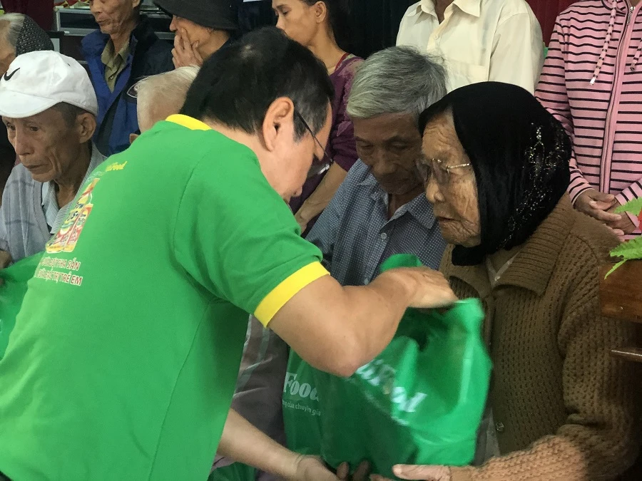 Đồng loạt đề nghị không đưa sữa cho người già vào diện bình ổn giá ảnh 1