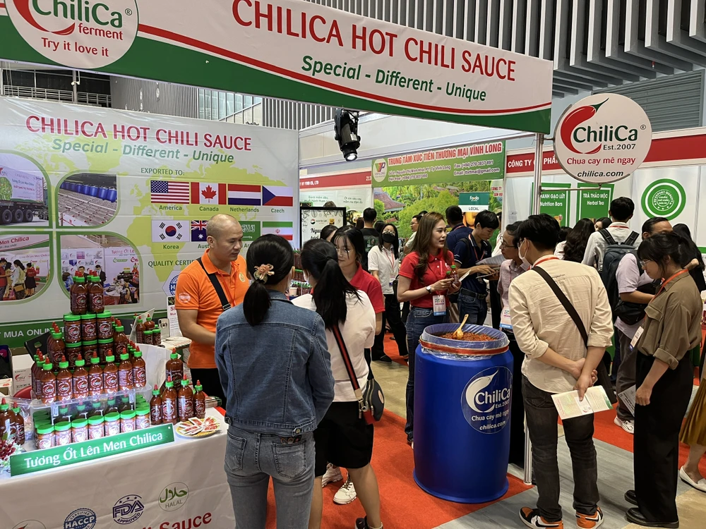 Mang cà phê mộng dừa, phở nhân sâm... đến hội chợ ở TP.HCM ảnh 10