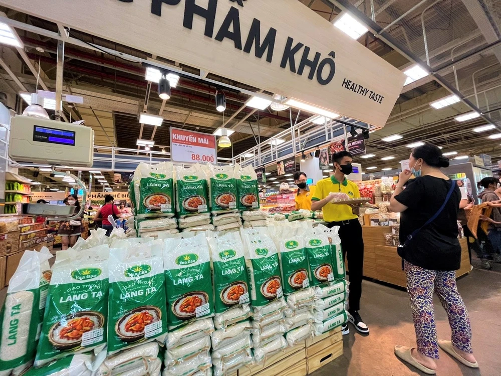 Quầy hàng gạo siêu thị Emart Gò Vấp ít khách Quầy hàng gạo siêu thị Emart Gò Vấp ít khách