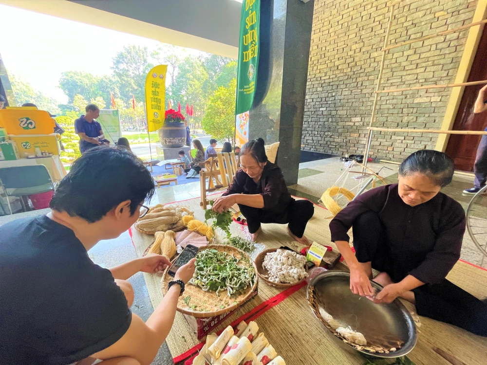 đặc sản bản địa