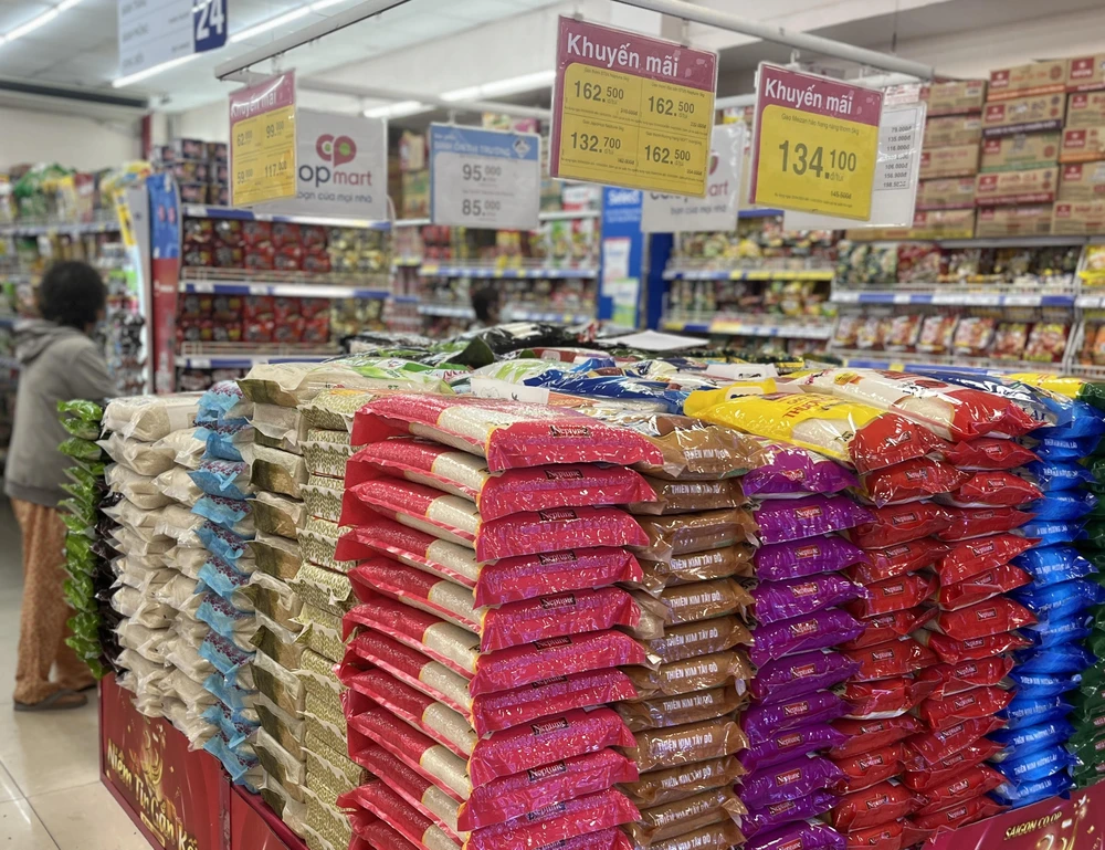 gạo bình ổn thị trường tăng giá