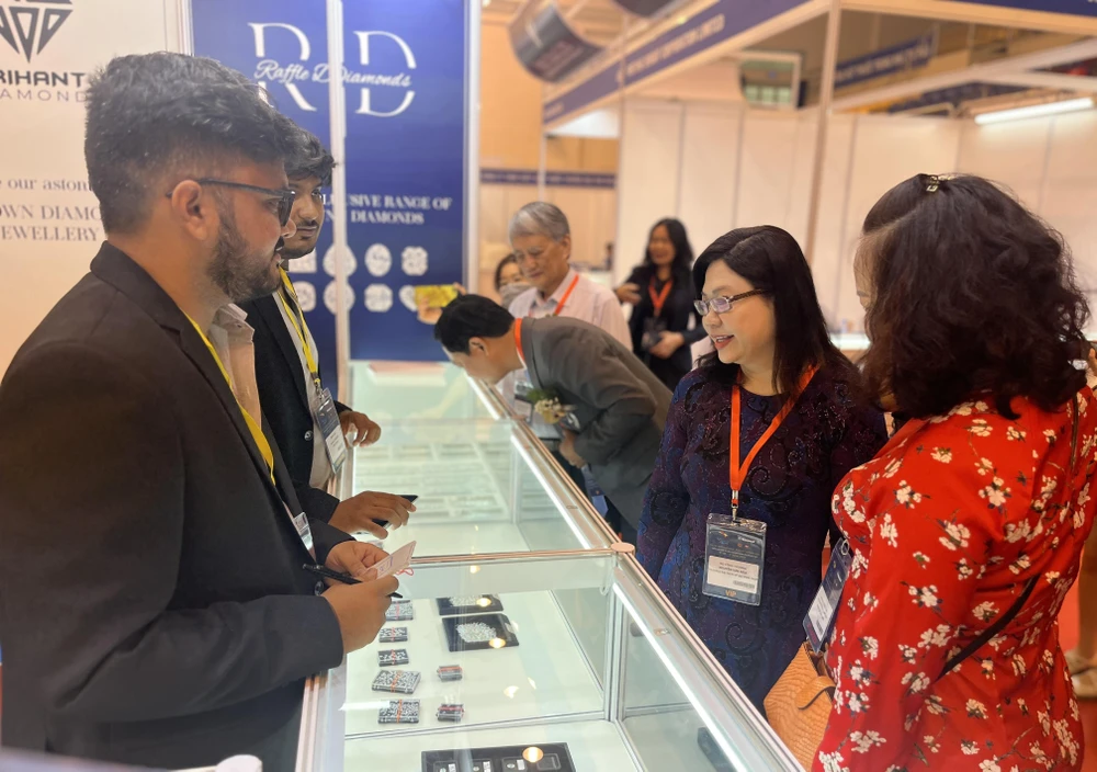 sản phẩm đá quý