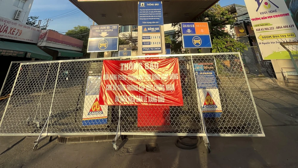 cửa hàng xăng dầu