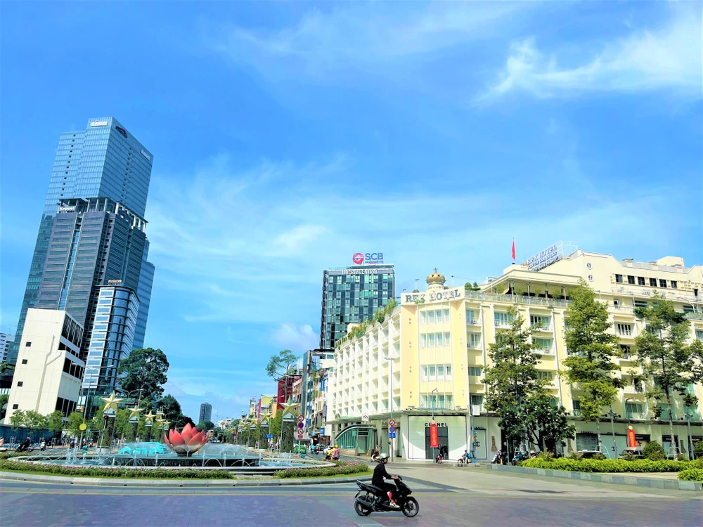 du lịch Việt Nam.jpg