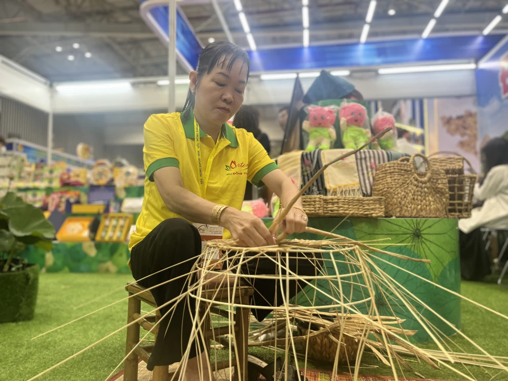 hội chợ hàng Việt Nam 8.jpg