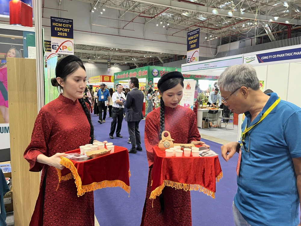 hội chợ hàng Việt Nam 9.JPG