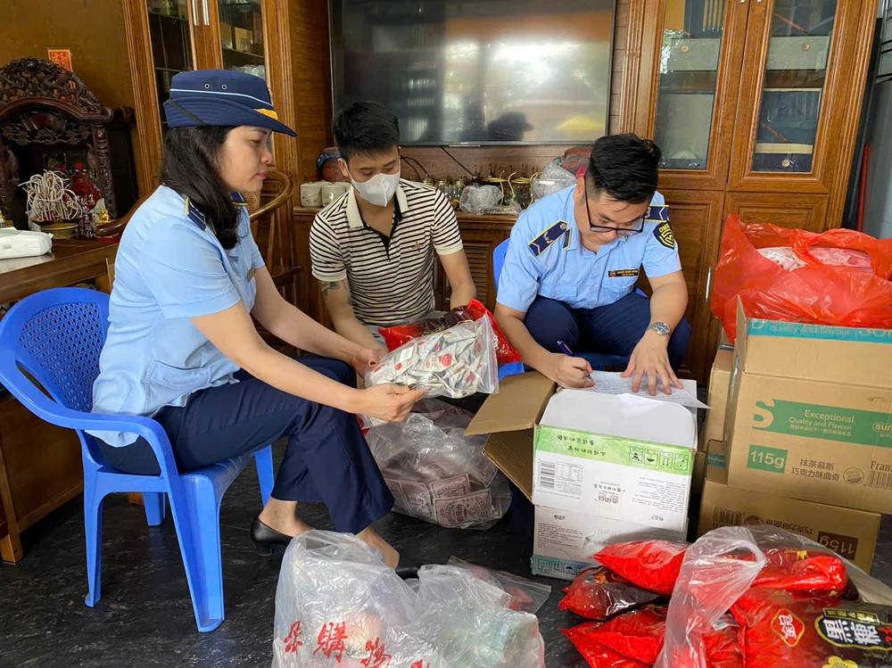 thương mại điện tử