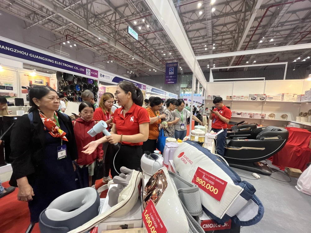 thiết bị thông minh.jpg