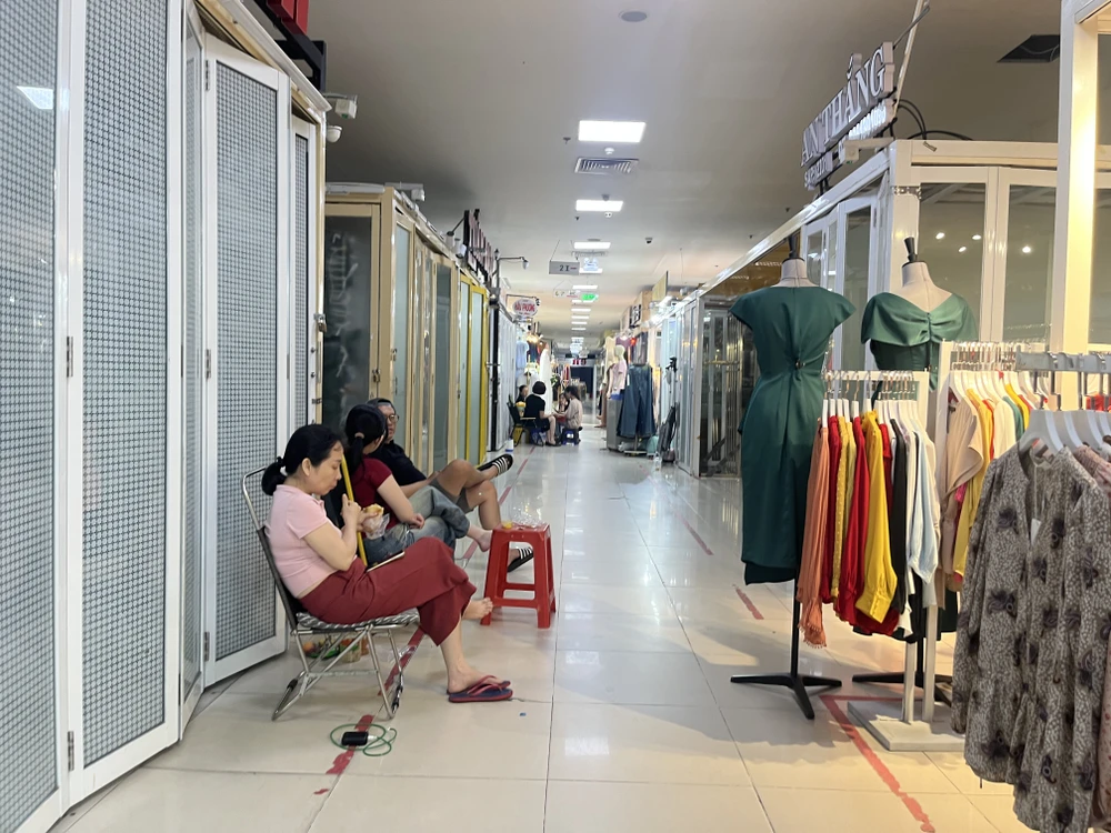 trung tâm thương mại Saigon Square