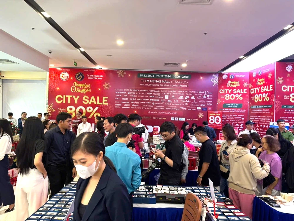 hàng hiệu giảm giá