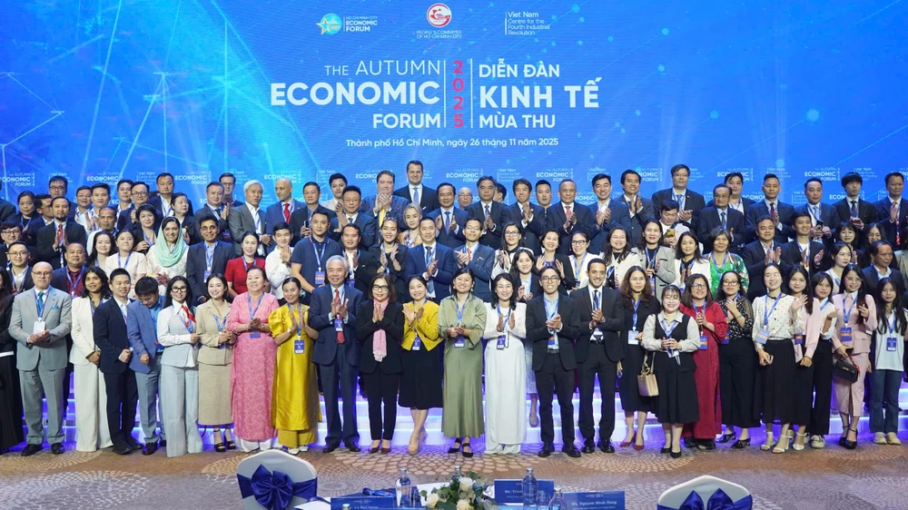 diễn đàn kinh tế mùa thu 6.jpg