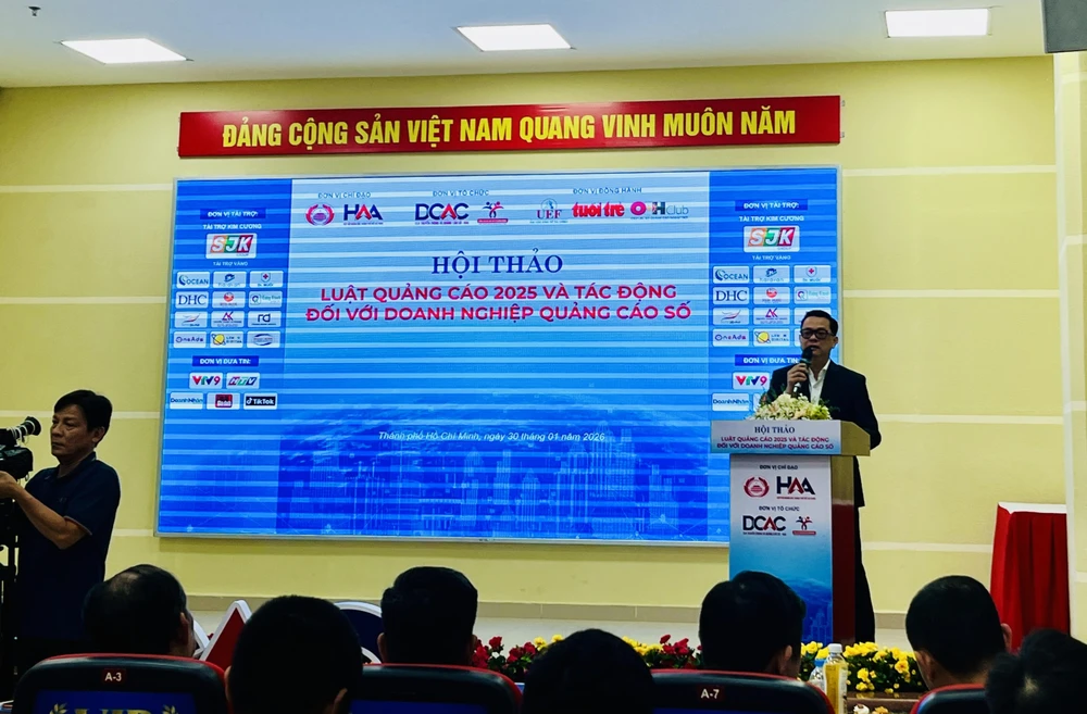 doanh nghiệp quảng cáo .jpg