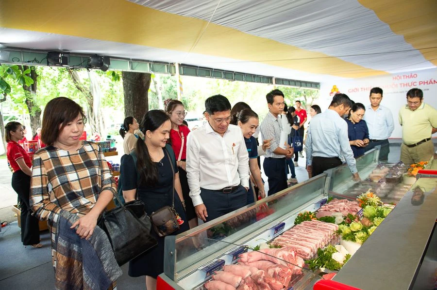 mô hình tick xanh .jpg