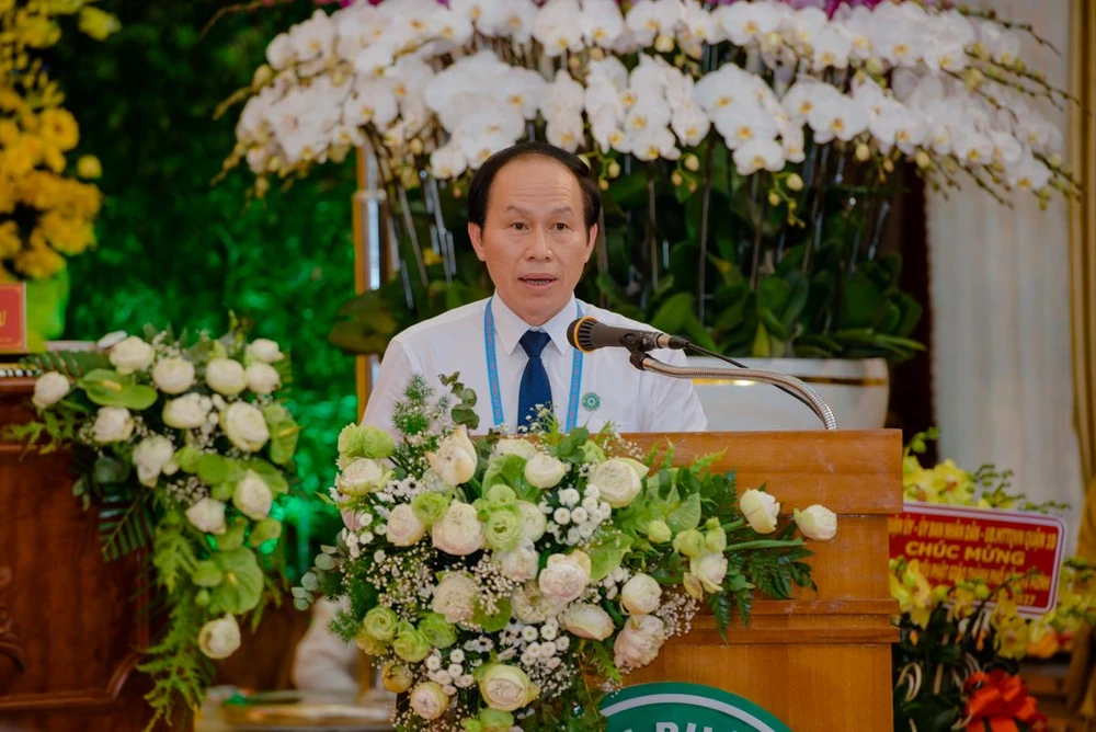 Ông Lê Tiến Châu, Phó chủ tịch kiêm tổng thư ký Ủy ban Trung ương Mặt trận Tổ quốc Việt Nam phát biểu tại đại hội. Ảnh: BTC