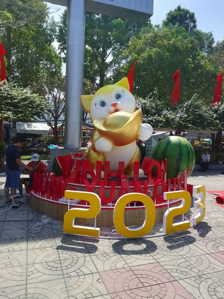 Linh vật mèo ở Vĩnh Long.