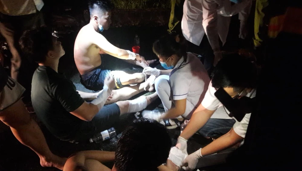 33 cảnh sát bị thương khi chữa cháy ở Khu chế xuất Tân Thuận ảnh 5