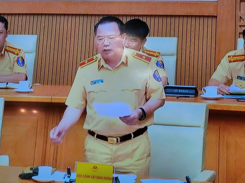Thiếu tướng Nguyễn Văn Trung, Cục trưởng Cục Cảnh sát giao thông phát biểu tại hội nghị. Ảnh: TS
