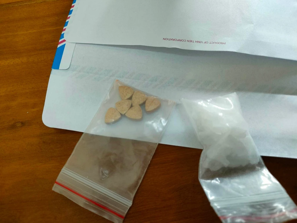 Tang vật là các chất ma tuý được lực lượng biên phòng thu giữ. Ảnh: TS Tang vật là các chất ma tuý được lực lượng biên phòng thu giữ. Ảnh: TS