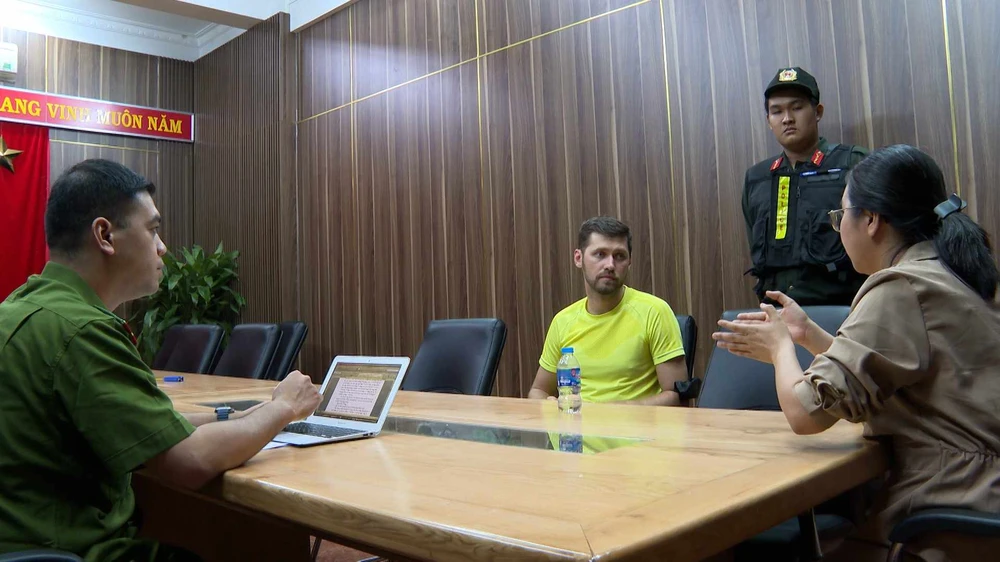 Đường dây tín dụng đen do người nước ngoài cầm đầu thu lợi khủng