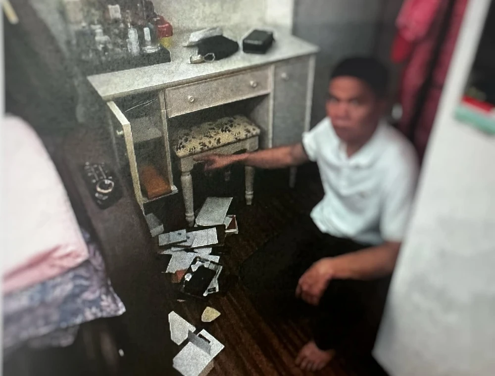 Bắt người Trung Quốc trộm cắp tài sản tại quận 7