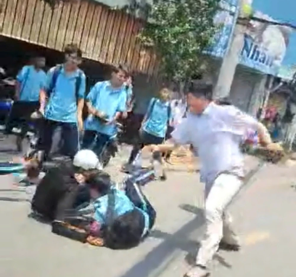 Sinh viên vây đánh hội đồng bạn học tại TP Thủ Đức