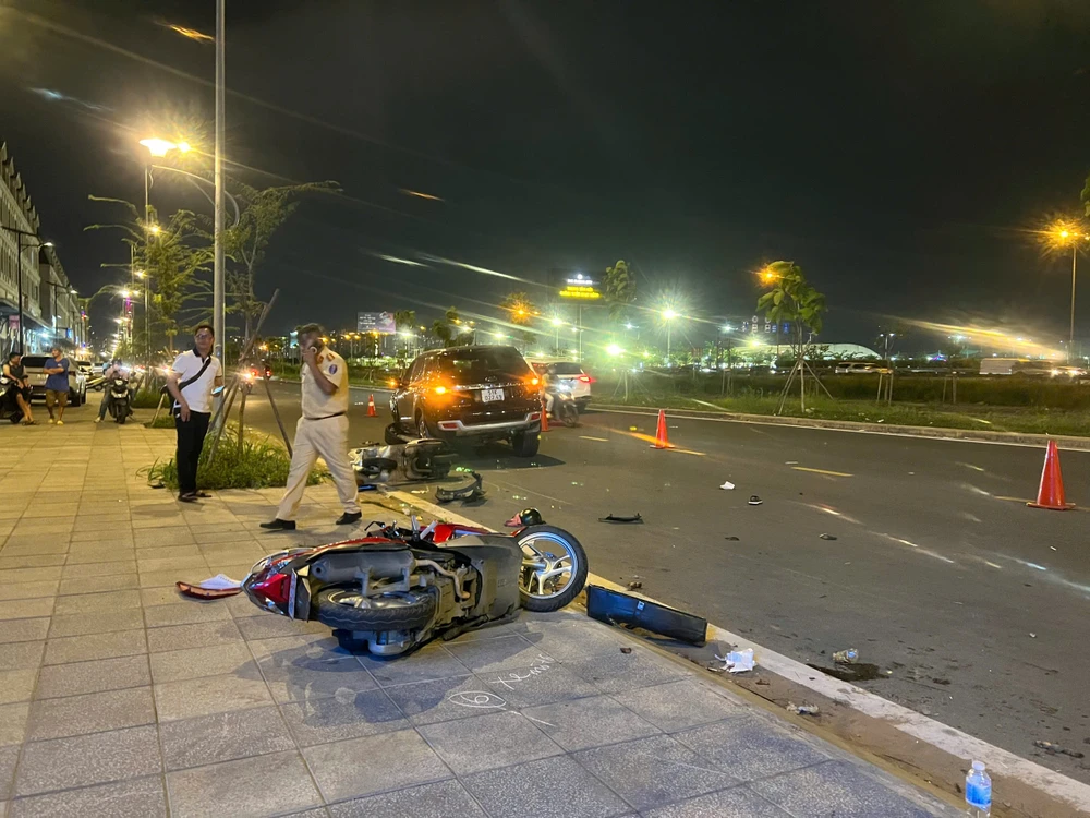 1 nạn nhân chấn thương sọ não trong vụ ô tô tông liên hoàn tại TP Thủ Đức