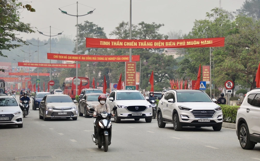 Hình ảnh nữ du kích miền Nam gây ấn tượng mạnh với đồng bào Tây Bắc