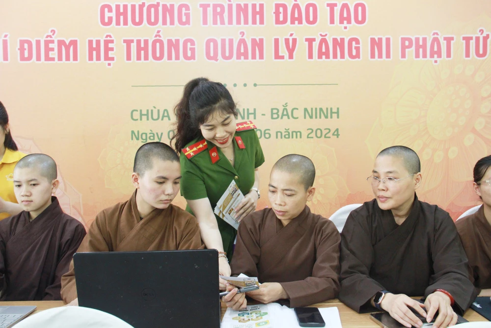 Bộ Công an triển khai phần mềm quản lý tăng ni, phật tử cho Giáo hội Phật giáo Việt Nam